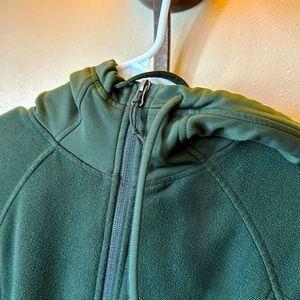 Women’s small Columbia fleece hoodie
